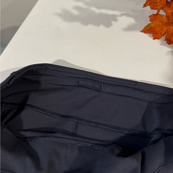 Lululemon Cropped Leggings. Size 10. - Picture 7 of 7